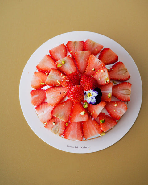 冬の果実III．草莓開心果北海道鮮乳撻（季節限定）Strawberry, Pistachio & Hokkaido Cream Tart